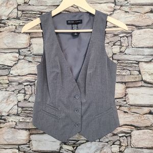 NYC New York & Company 3 Button Vest Faux Pockets